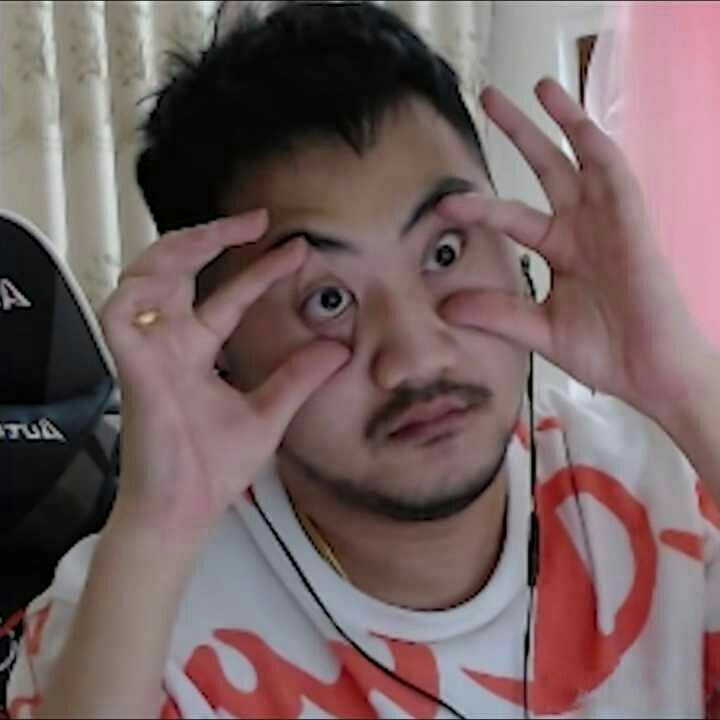 人在联盟中